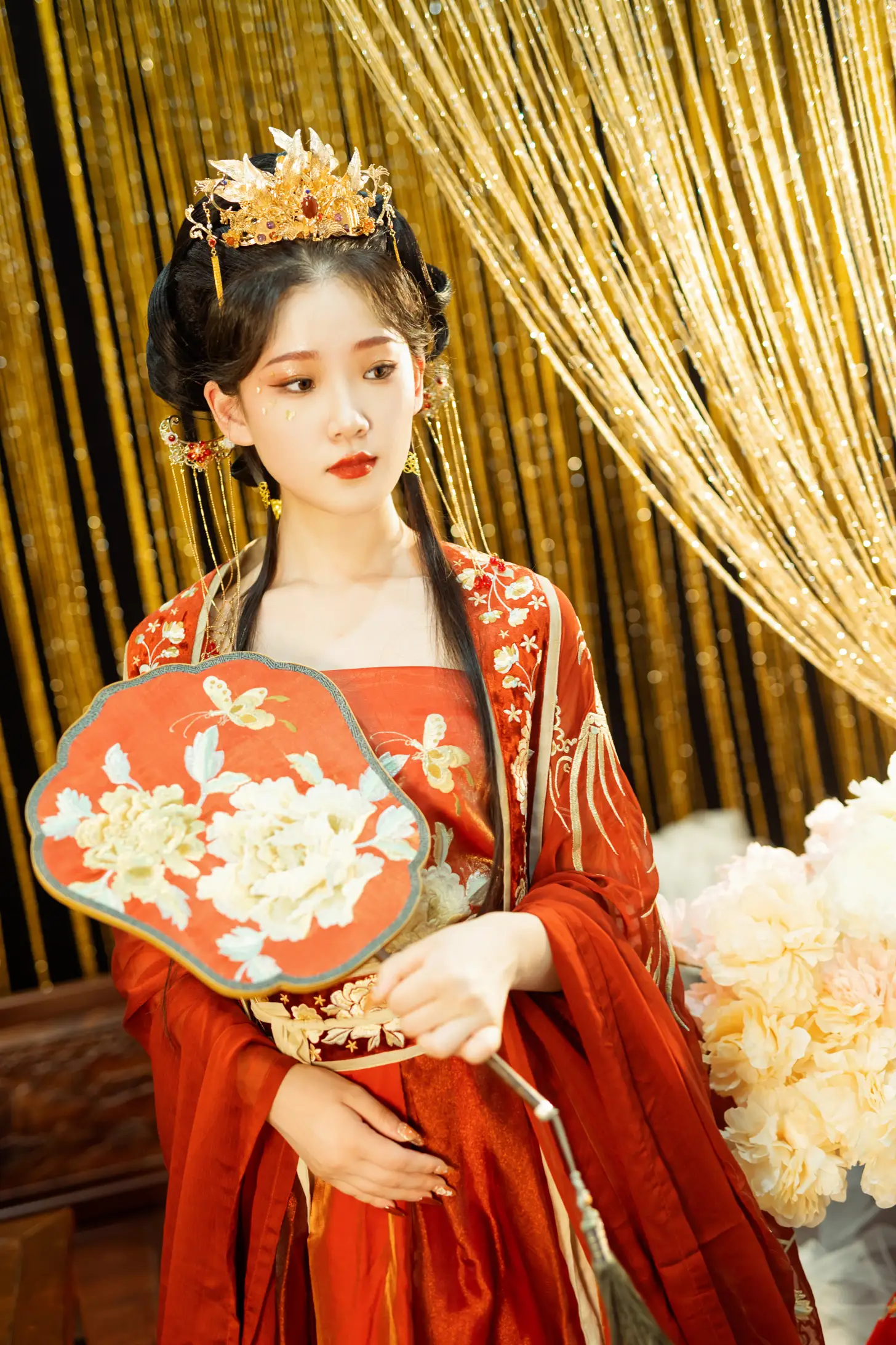 [YITUYU] 2022.09.05 Vol.1873 – Lady in Red Looking back at each other, meow meow meow#[48P]-27